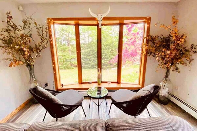 Building Photo - 66 Paquette Dr