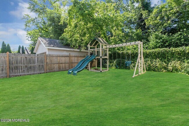 Building Photo - 14 Norwood Ct