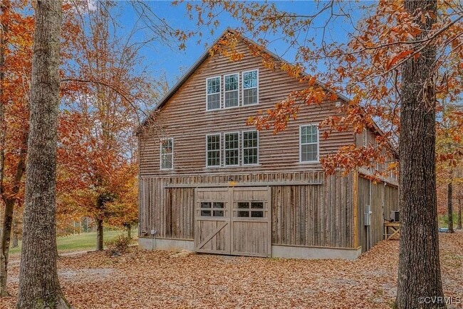 Building Photo - Rural Equestrian Retreat on 20 Acres