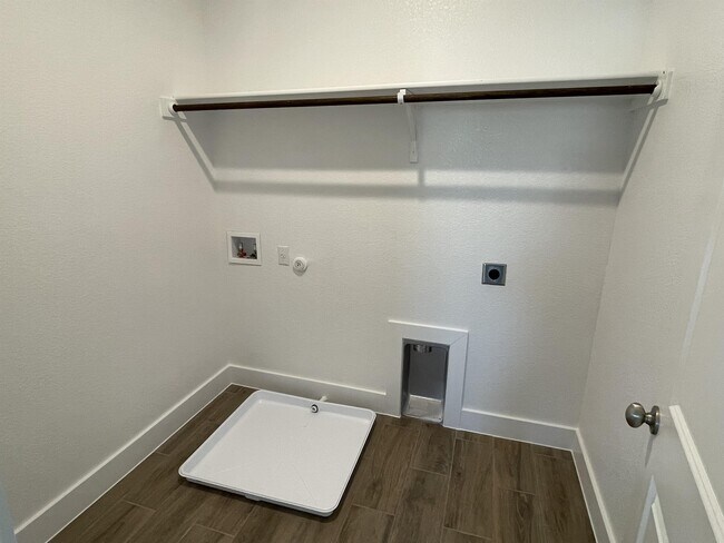 Building Photo - 151 Buckle Cove