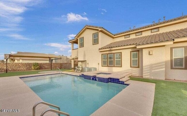 Building Photo - 841 Golden Edge Ct