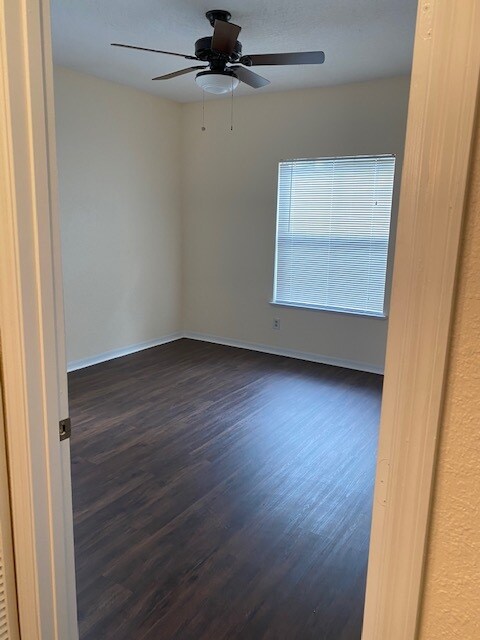 Building Photo - 11561 Villa Grand