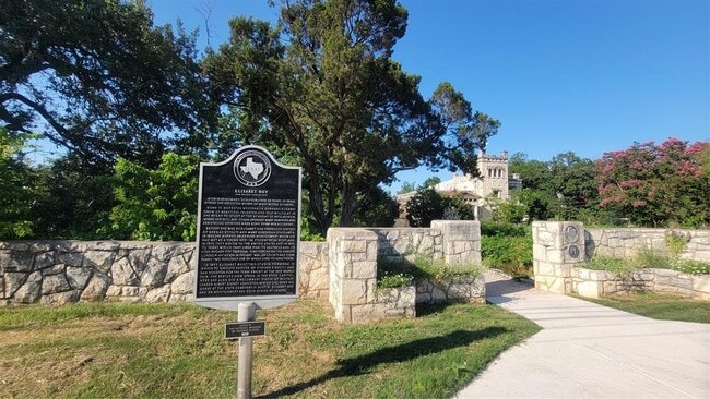 Building Photo - 4302 Avenue G