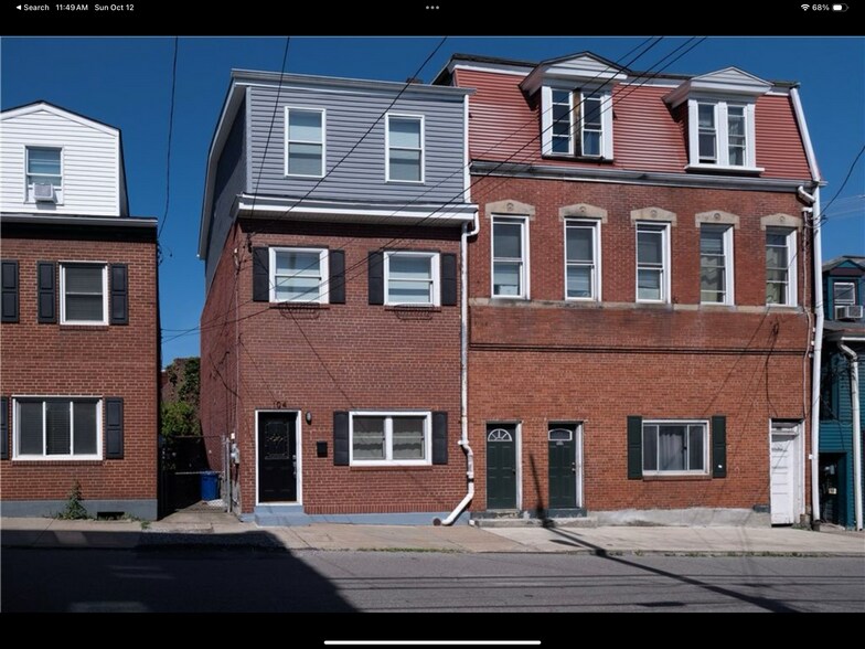Building Photo - 104 S 12th St