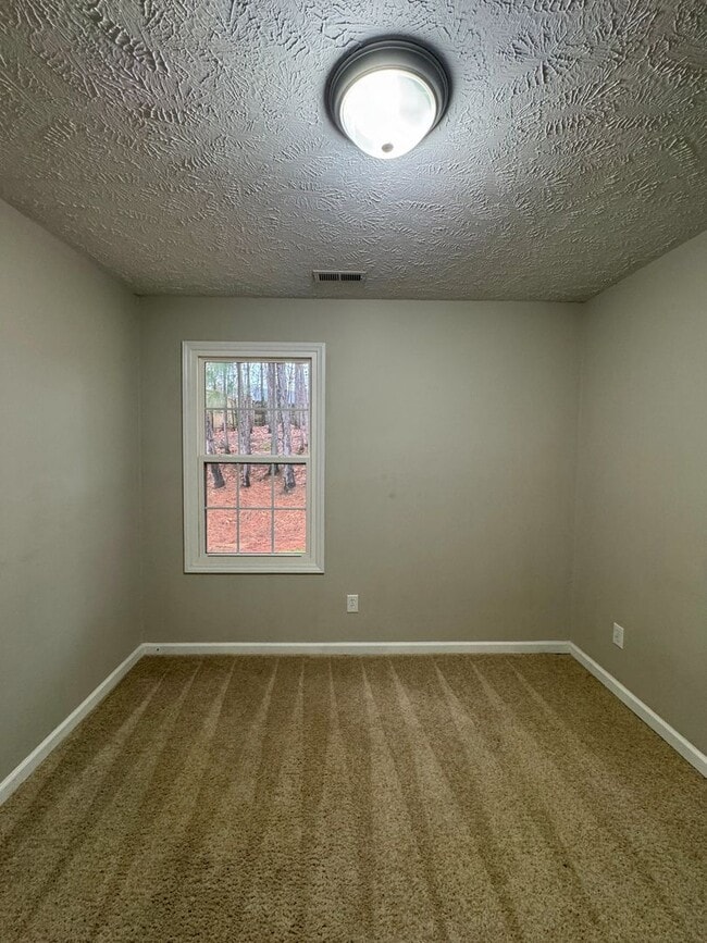 Building Photo - Charming 3 Bed 2 Bath Home in Jack Britt