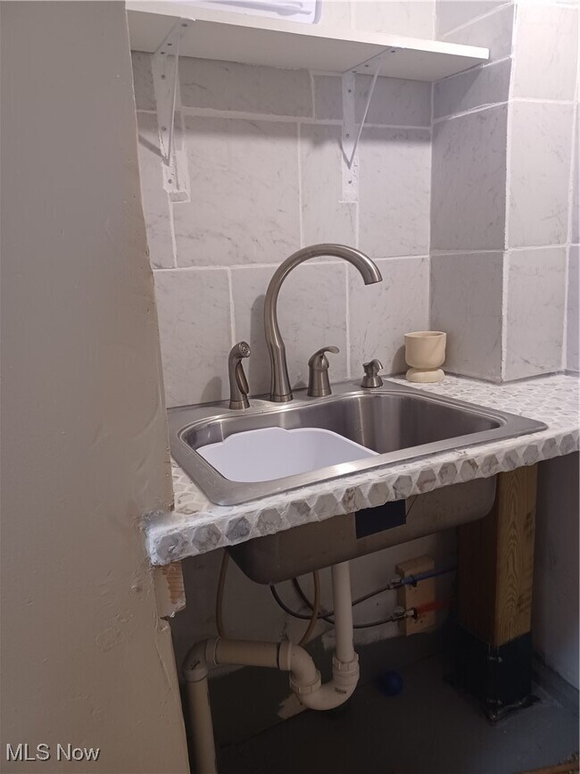 Building Photo - 3535 Belden Ave