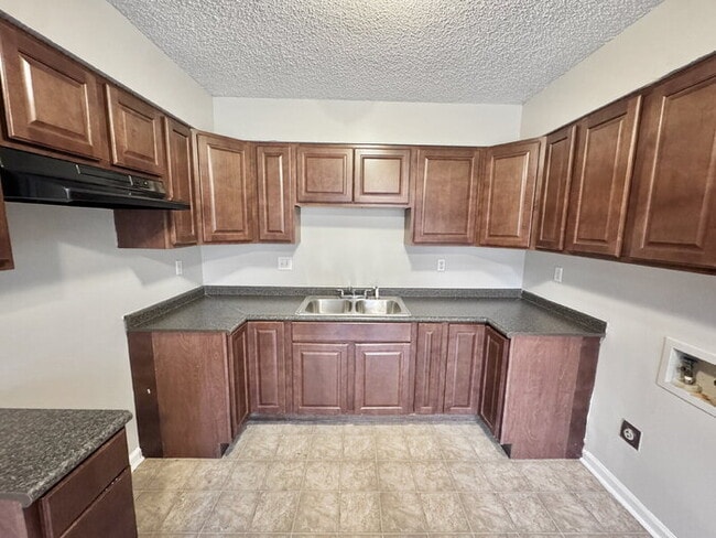 Building Photo - 3914 Longsneck Cove