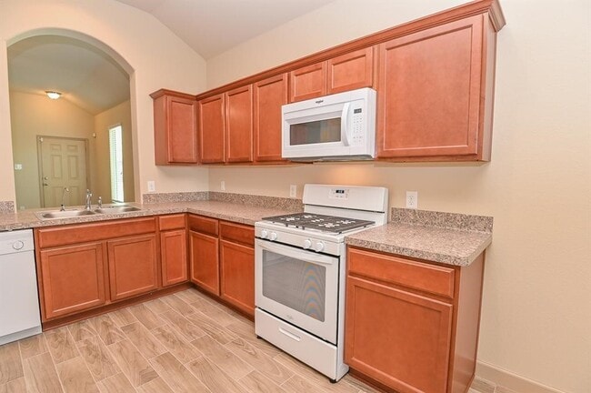 Building Photo - 5502 Floral Valley Ln