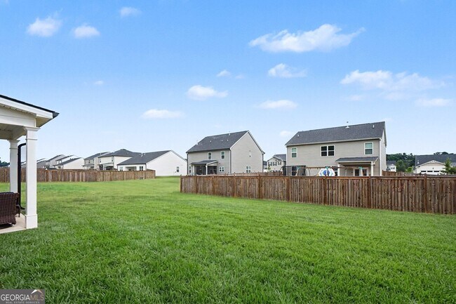 Building Photo - 265 Daurian Dr