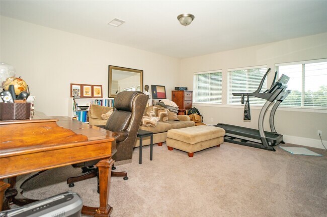 Building Photo - 5730 Brancott Way