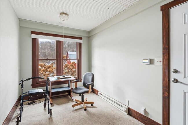 Building Photo - W14242 Hein Ln