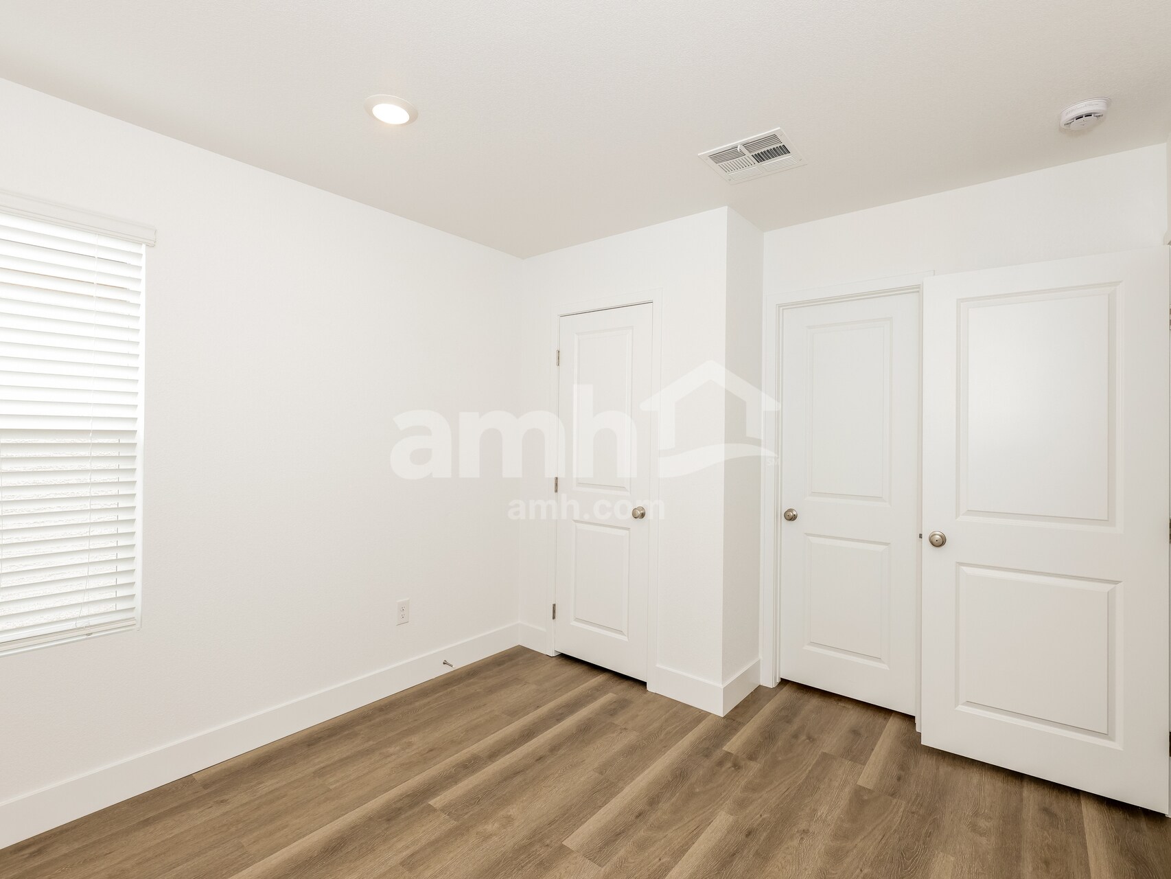 Building Photo - 9474 Aldersyde Dr