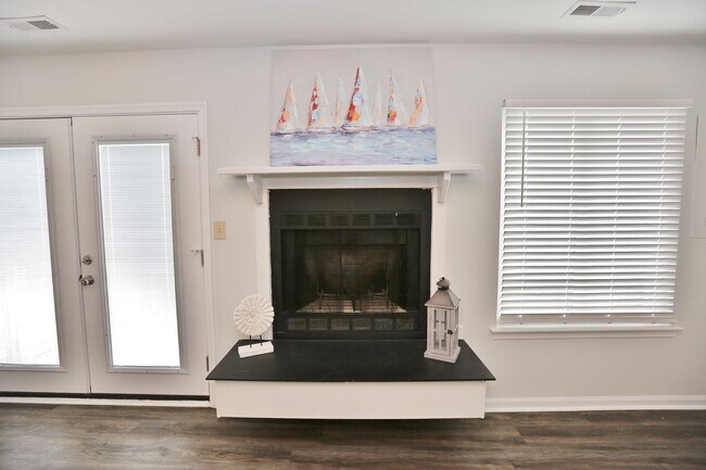 Building Photo - 1519 Sword Dancer Dr