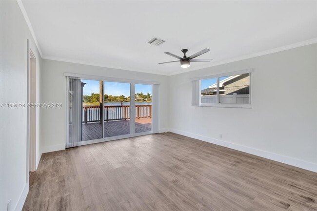 Building Photo - 1911 NW 40th Ct