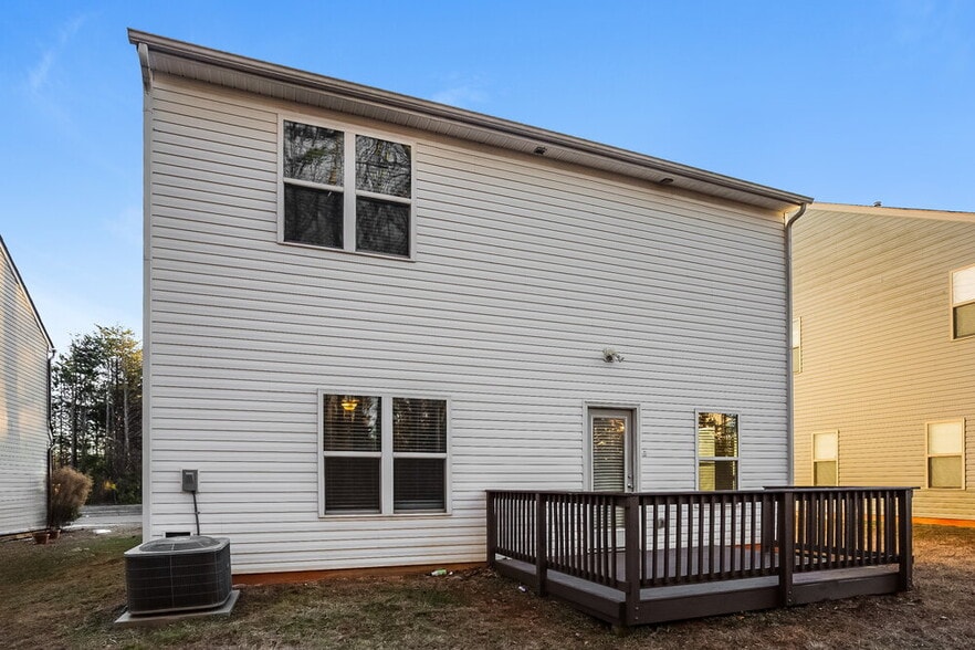 Building Photo - 6511 Rumple Rd