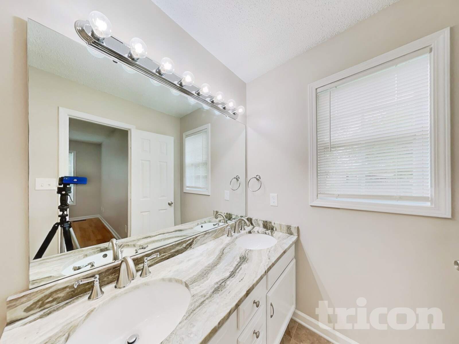 Building Photo - 4112 Zebulon Ave SW