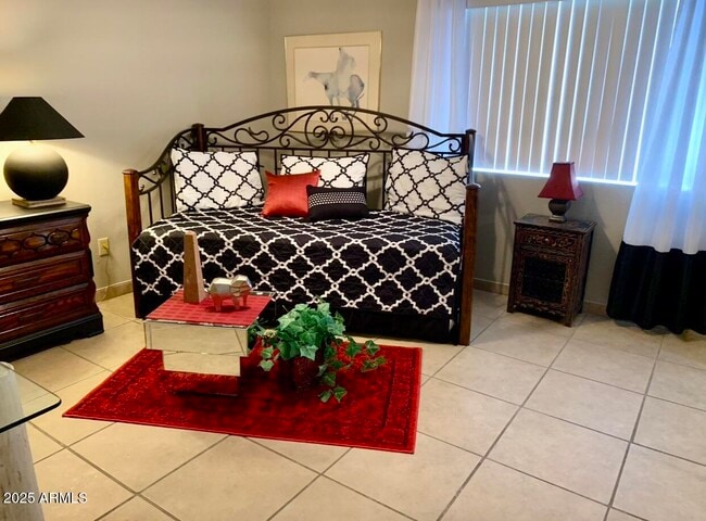 Building Photo - 2644 W Desert Cove Ave