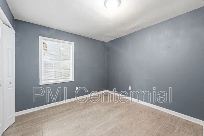 Building Photo - 2800 Grand Ave SW