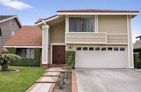 Building Photo - 46 Christamon W