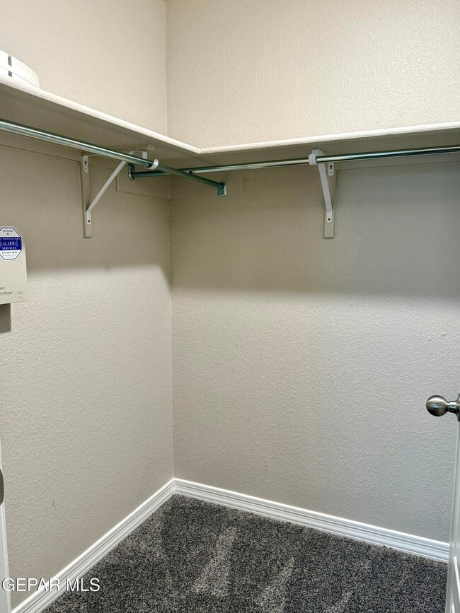 Building Photo - 12824 Linstead Ave