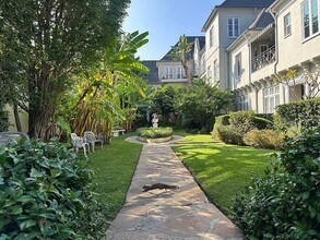 Building Photo - 1407 Laurel Ave