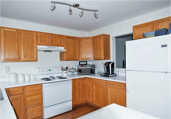 Building Photo - 97 Mistala Ct
