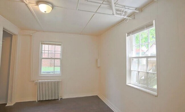 Building Photo - 506 14th St NW