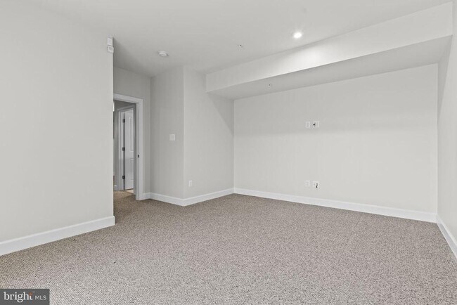 Building Photo - 12600 Coventry Mnr Wy