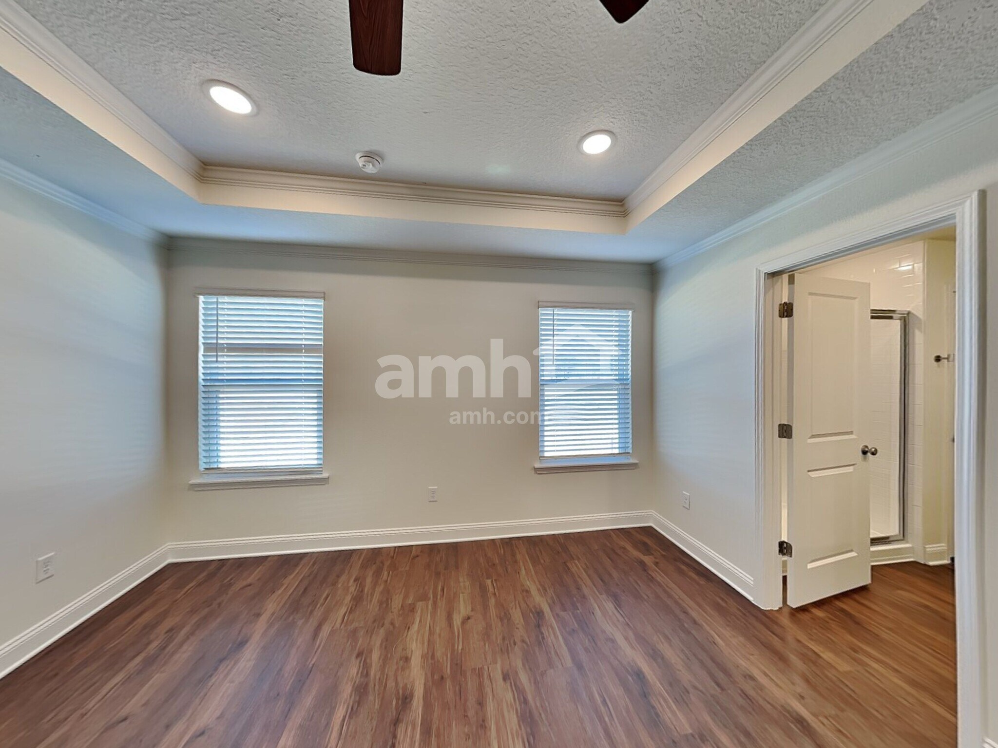 Building Photo - 122 Elcano Ln