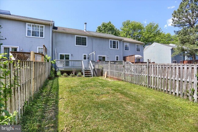Building Photo - 618 Milford Ct