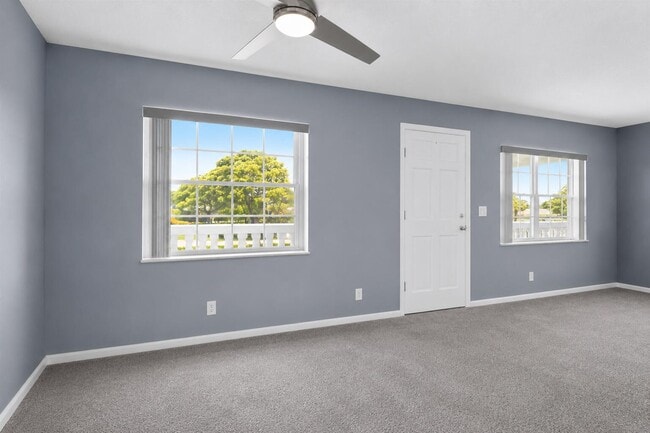 Building Photo - 10000 Meridian Way N