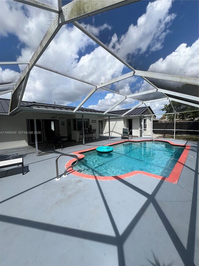 Building Photo - 7328 Pebble Beach Rd