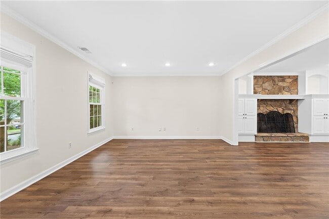 Building Photo - 4496 Windsor Oaks Dr