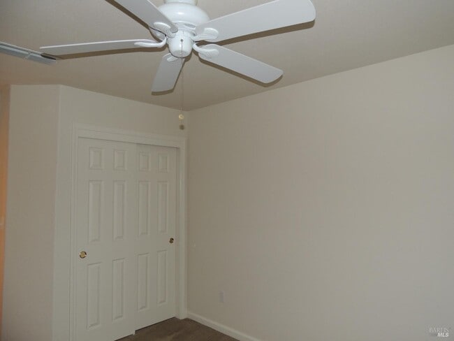 Building Photo - 265 Conway Dr