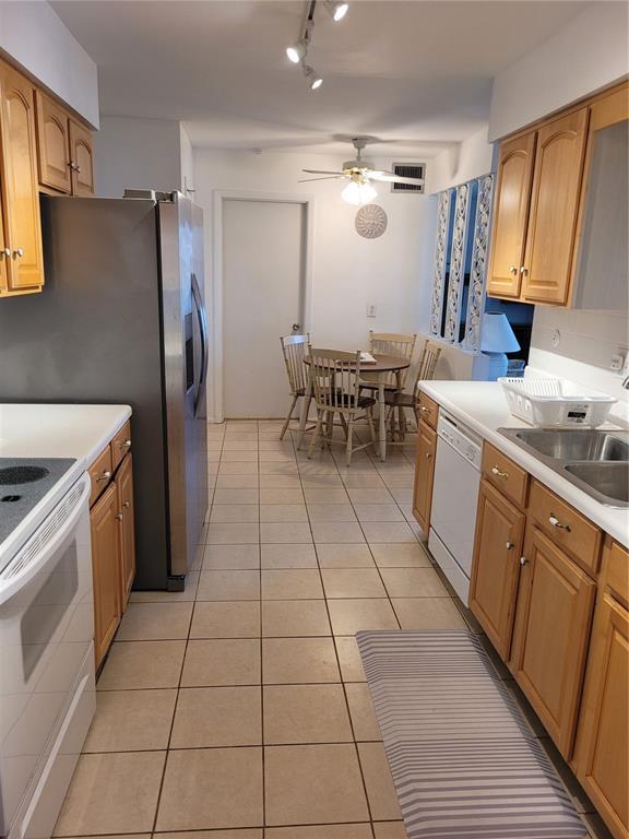 Building Photo - 1408 Nashua Cir