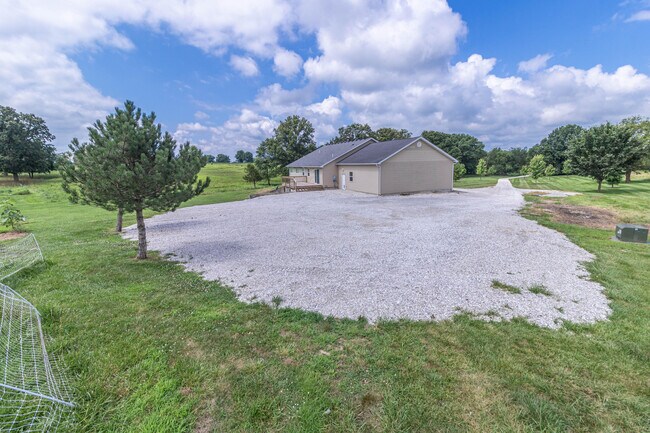 Building Photo - 7700 N Ballew Rd