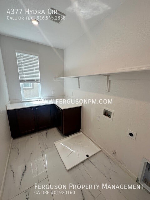 Building Photo - 4377 Hydra Cir