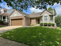 Building Photo - 3821 Landridge Dr