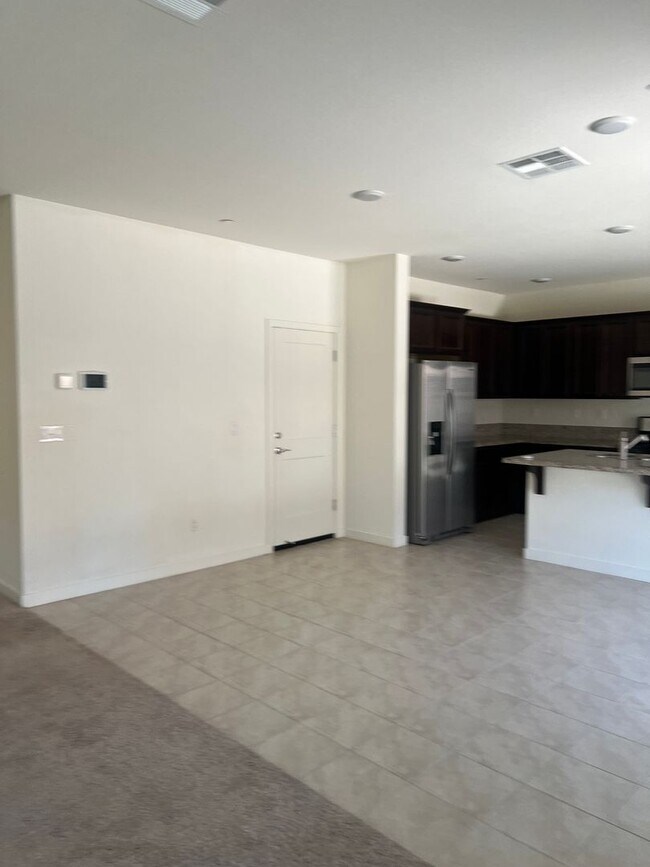 Building Photo - 1095 Wake Forest Ct