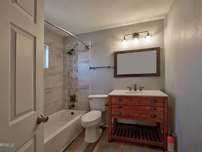 Building Photo - 405 Shattuck St