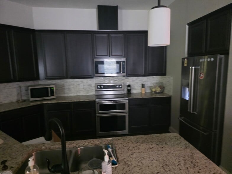 Building Photo - 108 San Mardeen Ct