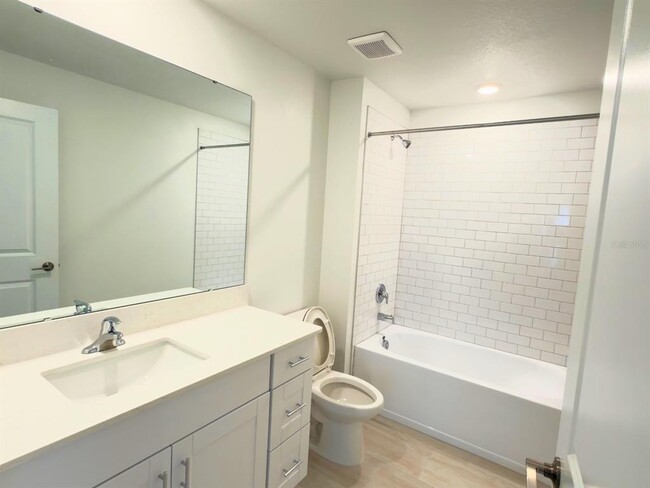 Building Photo - 2318 Allium Roseum Ln