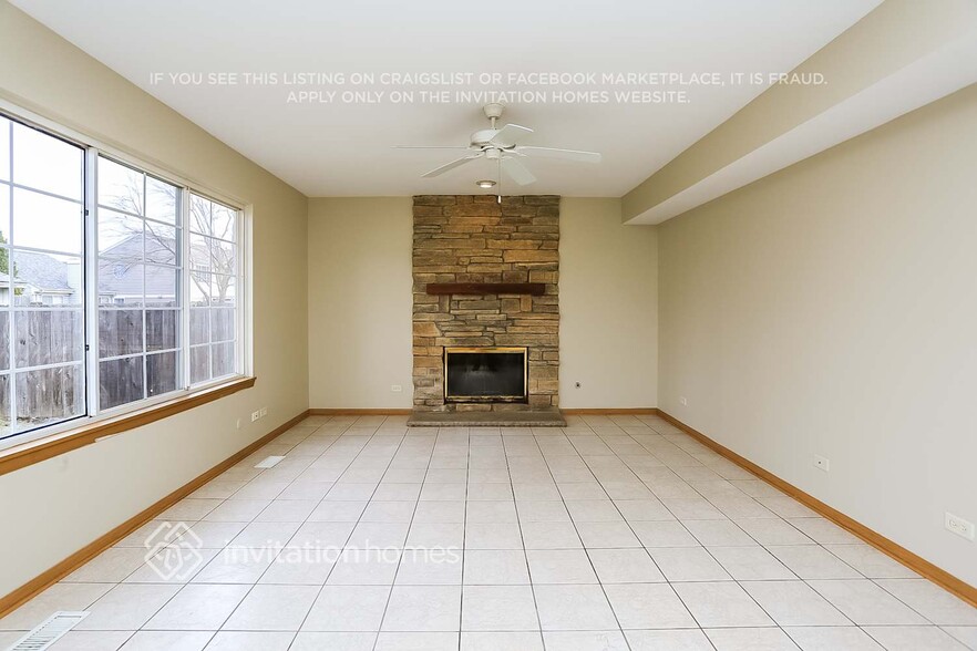 Building Photo - 1139 Pin Oak Trail