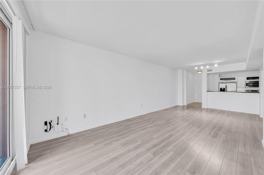 Building Photo - 7350 SW 89th St
