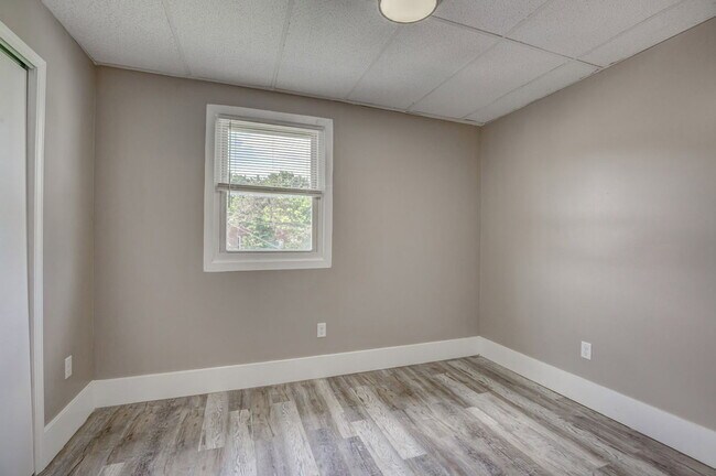 Building Photo - 5211 Montgomery Rd