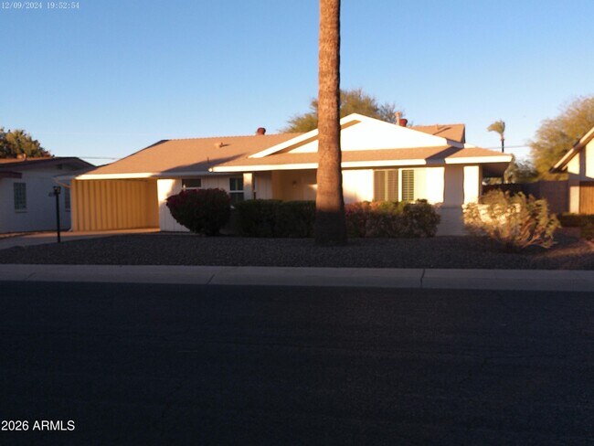 Building Photo - 11644 N Balboa Dr