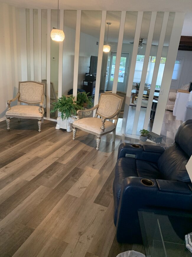 Building Photo - 2292 Costa Rican Dr