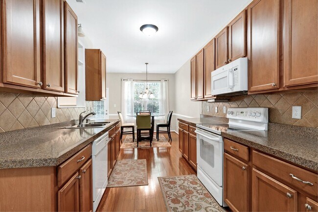 Building Photo - 412 Cline Falls Dr