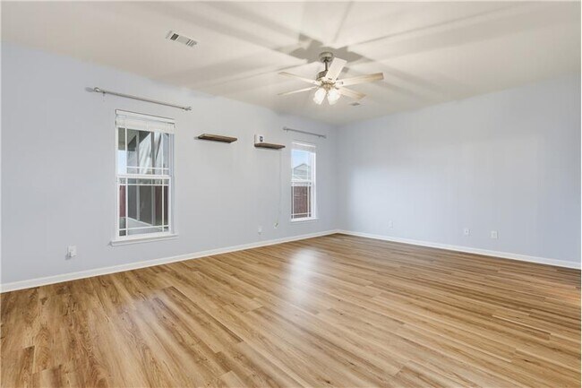 Building Photo - 13 Concordia Dr