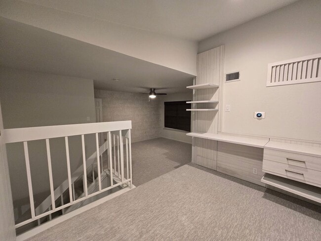 Building Photo - 5200 Martel Ave